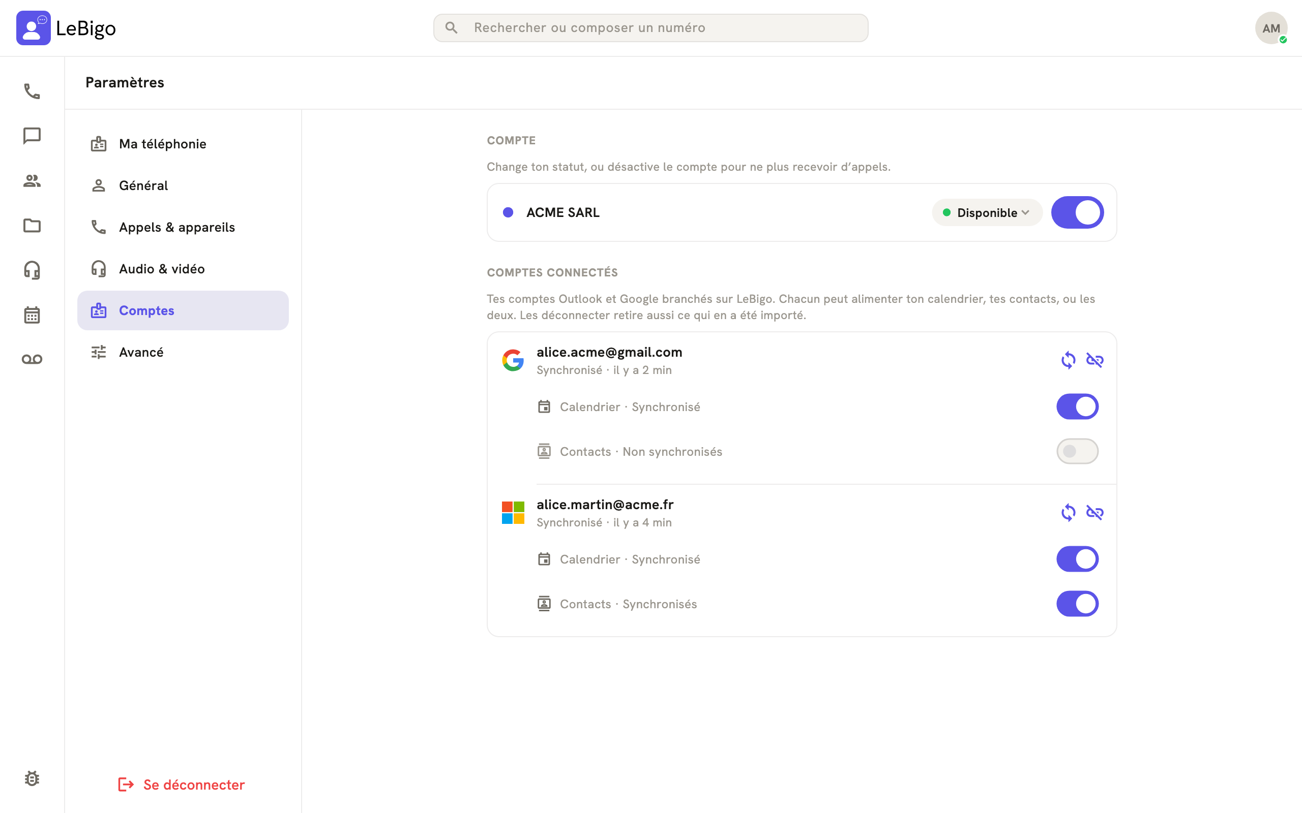 Paramètres, Comptes : un compte Google et un compte Microsoft connectés, avec leurs interrupteurs Calendrier et Contacts
